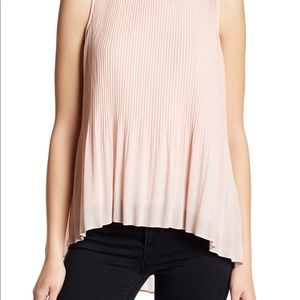SUSINA Sleeveless Chiffon Pleated Blouse